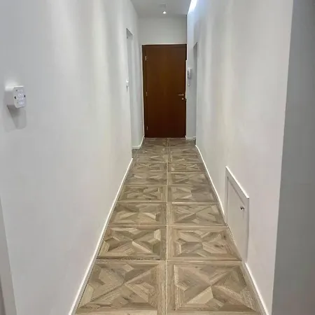 Aparthotel Comfort Piazza Unita 3*
