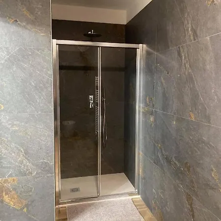 Comfort Piazza Unità 3*